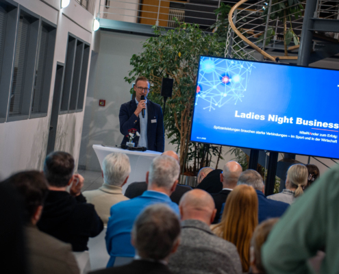 Ladies Night Business – MiteiNAnder zum Erfolg!