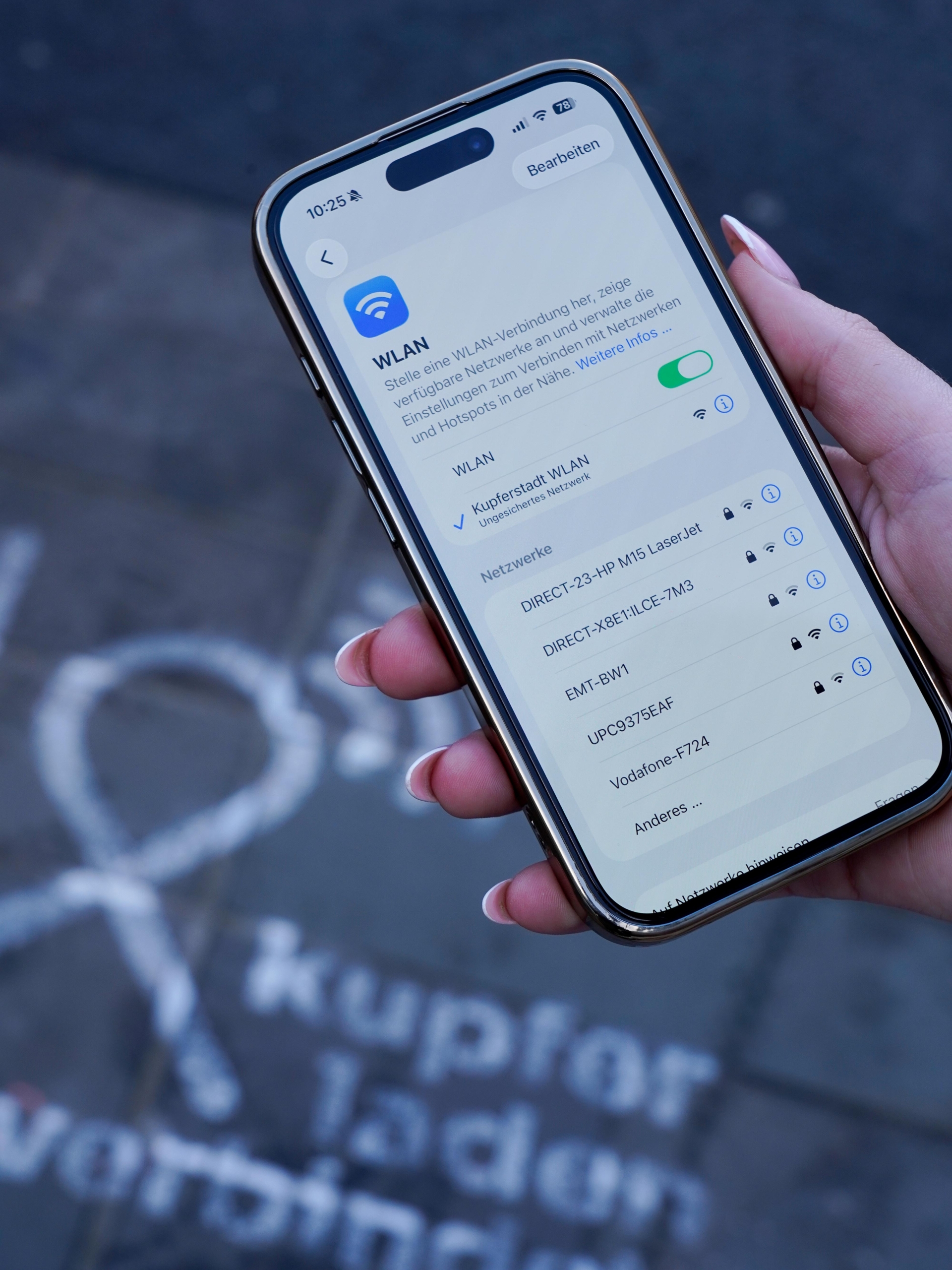 Kupferstadt-WLAN (6 von 8) Kostenlos online in der Stolberger Innenstadt – das neue „Kupferstadt WLAN“ startet
